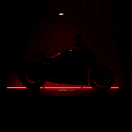 Ducati XDiavel Nera – Elegance. Unlimited.